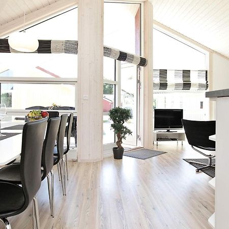 8 Person Holiday Home In Gro Enbrode Grossenbrode Exterior photo
